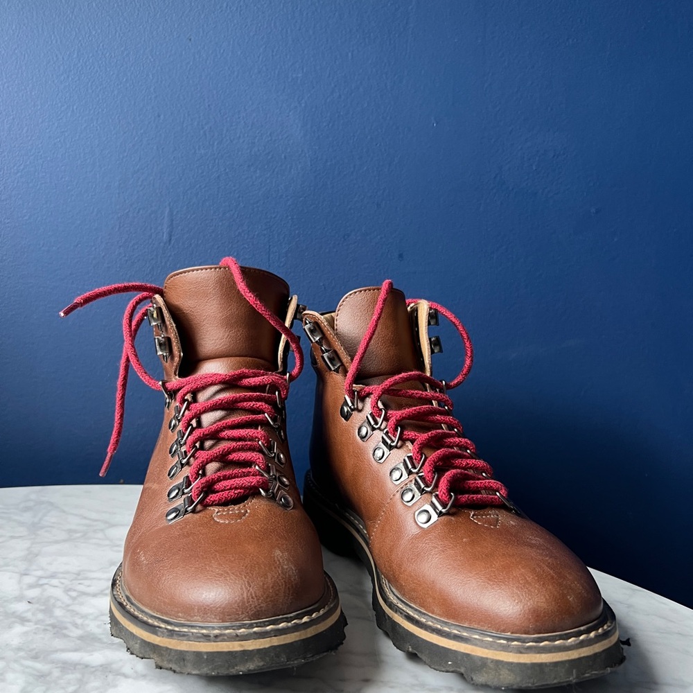 Ahimsa Jeffrey Vegan Hiking Boot in Cognac